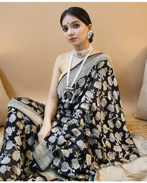 Mesmeric_Black_Soft_Banarasi_Silk_Saree_With_Opulent_Blouse_Piece