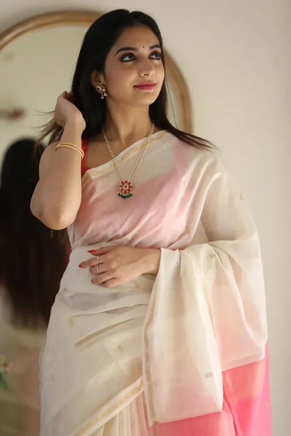 Cotton_Silk_Saree_with_Unstitched_Blouse
