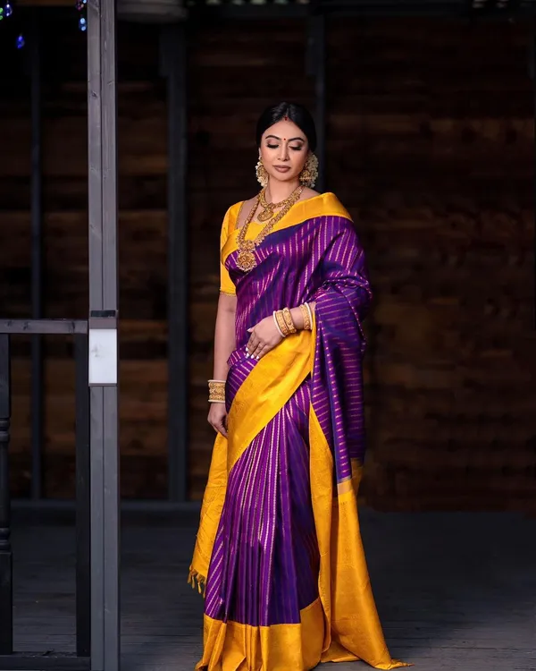 Kanjivaram_Silk_Saree_With_Demure_Blouse_Piece_|_Panoply_Purple