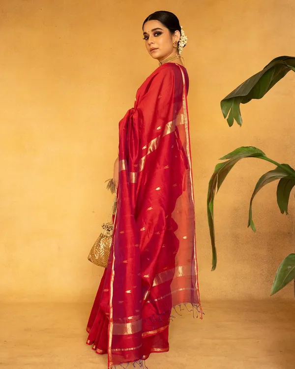 Cotton_Silk_Saree_with_Unstitched_Blouse