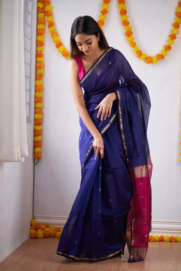 Cotton_Silk_Saree_with_Unstitched_Blouse