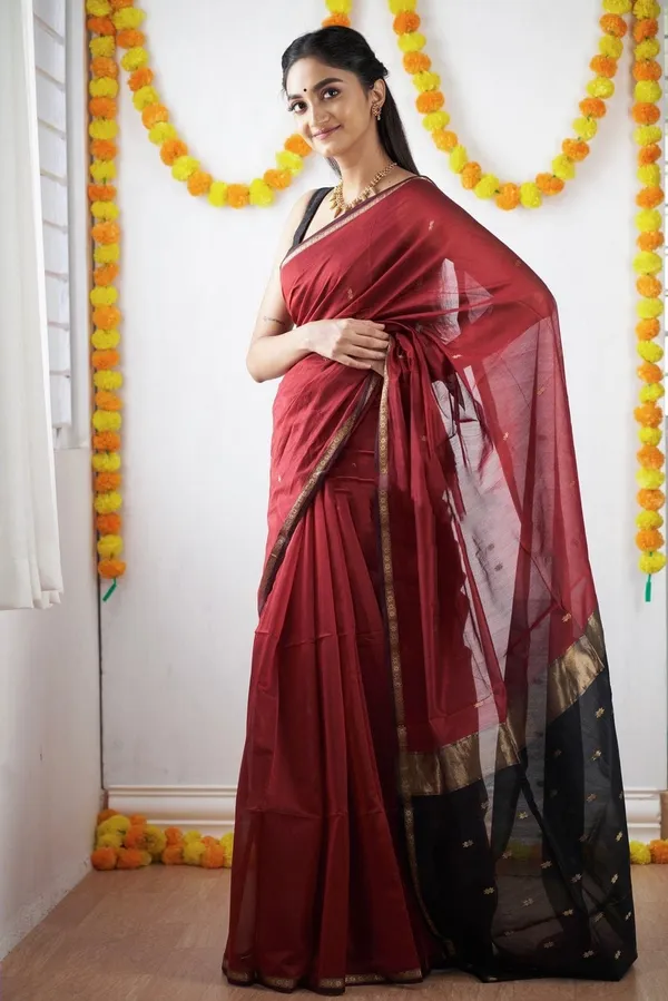Cotton_Silk_Saree_with_Unstitched_Blouse