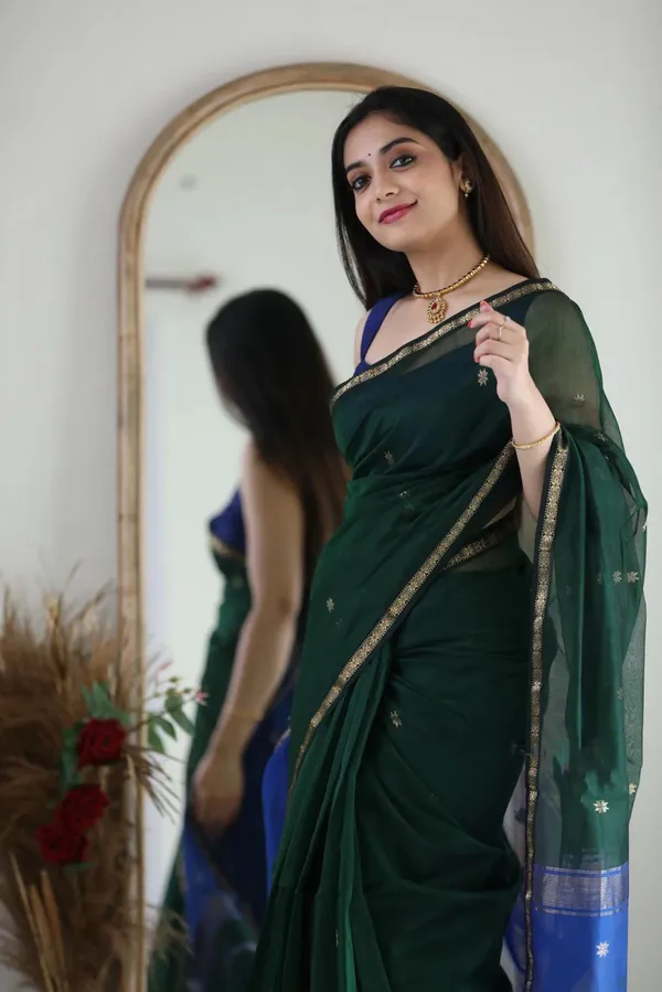 Cotton_Silk_Saree_with_Unstitched_Blouse