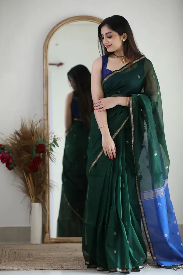 Cotton_Silk_Saree_with_Unstitched_Blouse