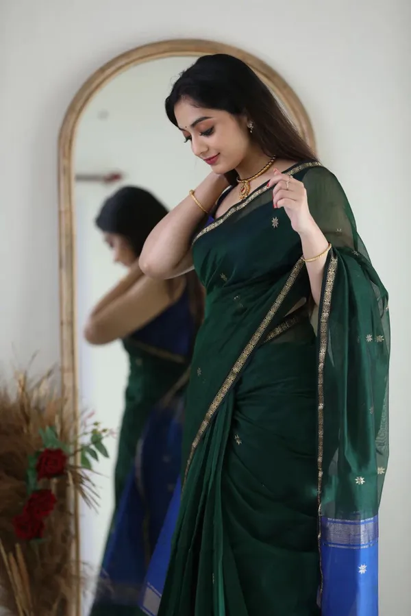 Cotton_Silk_Saree_with_Unstitched_Blouse