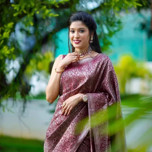 Wonderful_Wine_Soft_Banarasi_Silk_Saree_with_Stylish_Blouse_Piece