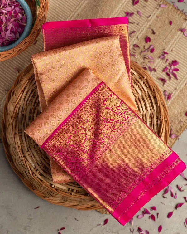 Woven_Banarasi_Silk_Saree_with_Blouse_Piece