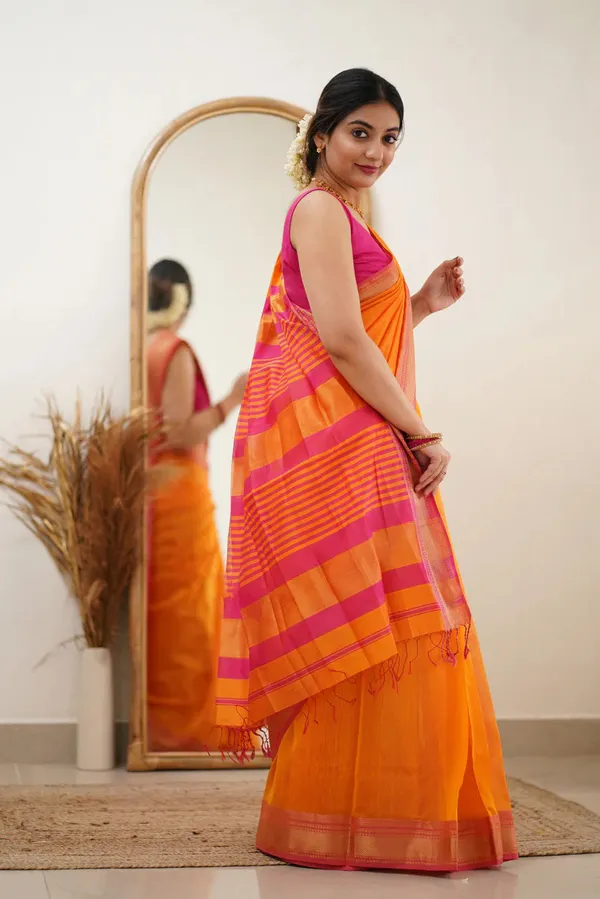 Cotton_Silk_Saree_with_Unstitched_Blouse