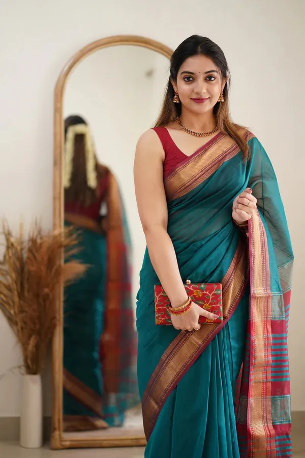 Cotton_Silk_Saree_with_Unstitched_Blouse