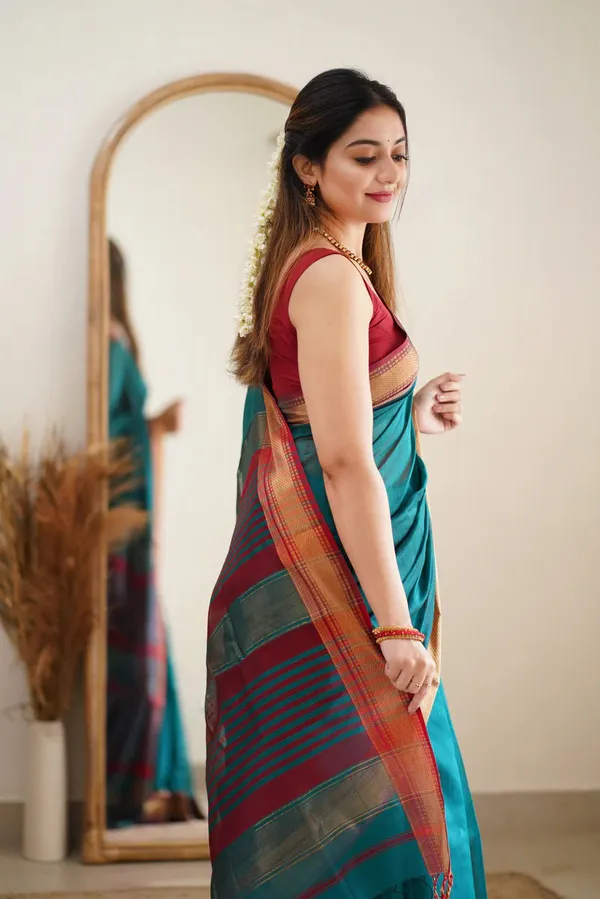 Cotton_Silk_Saree_with_Unstitched_Blouse