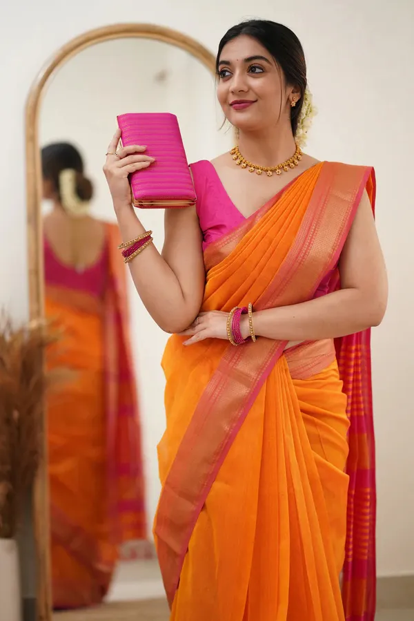 Cotton_Silk_Saree_with_Unstitched_Blouse