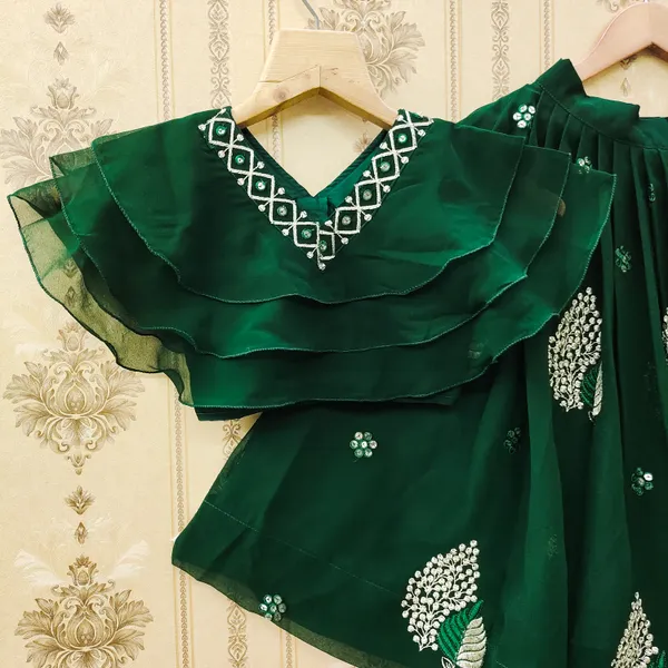 Green_Ethnic_Wear_Georgette_Lehenga_Choli_Set_For_Girls