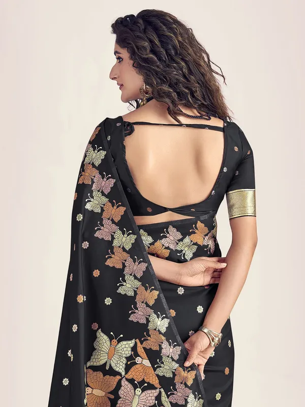Black_Banarasi_Silk_Traditional_Wear_Saree