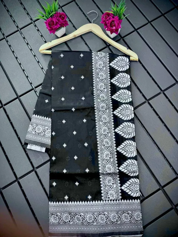 Black_Banarasi_Silk_Traditional_Wear_Saree