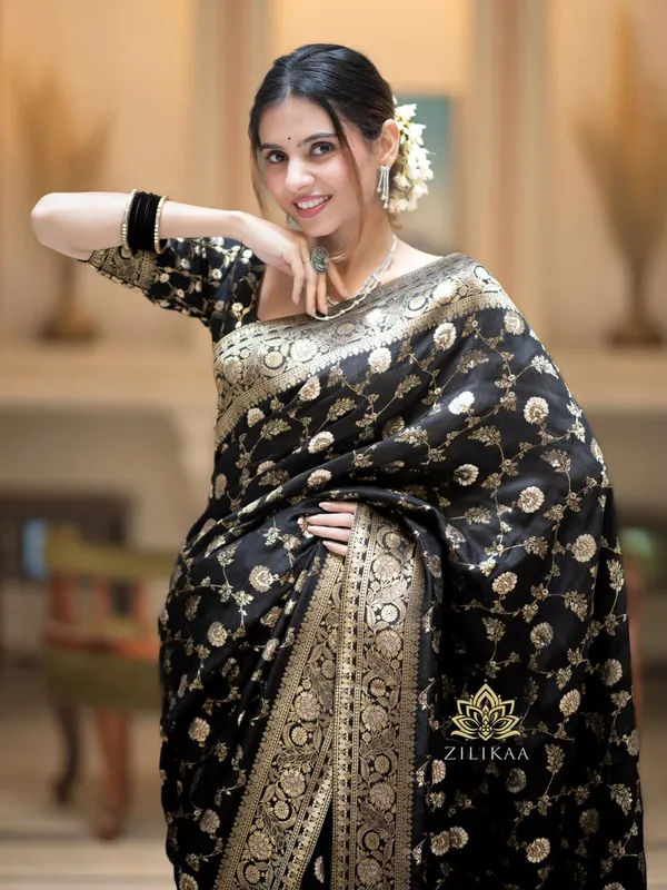 Black_Banarasi_Silk_Traditional_Wear_Saree