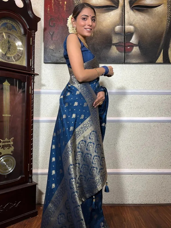 Blue_Banarasi_Silk_Traditional_Wear_Saree