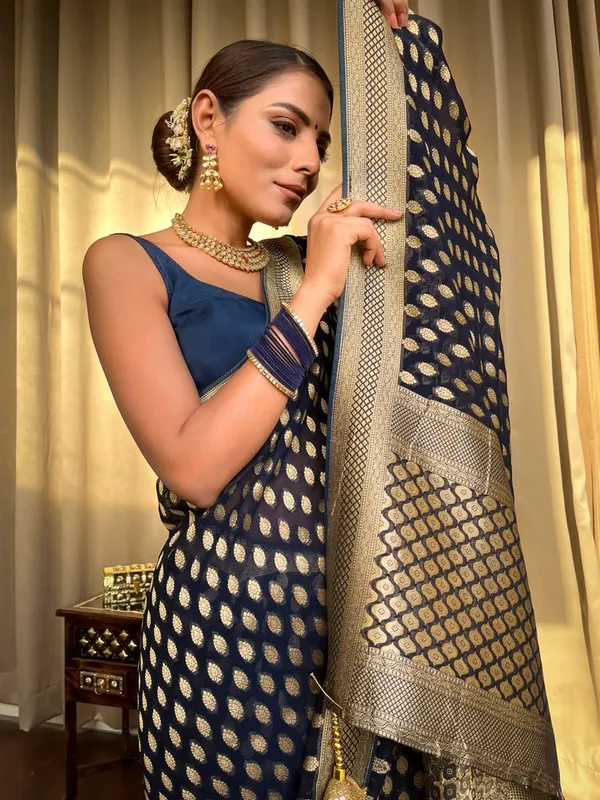 Blue_Banarasi_Silk_Traditional_Wear_Saree