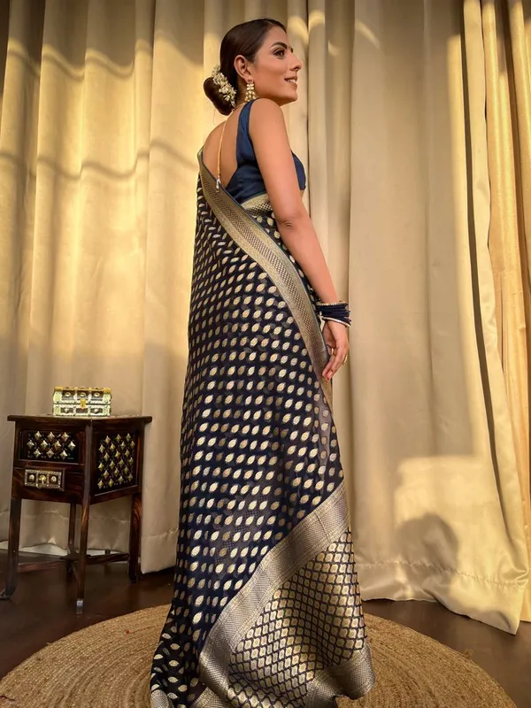 Blue_Banarasi_Silk_Traditional_Wear_Saree
