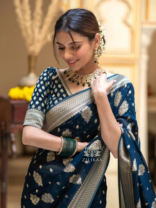 Blue_Banarasi_Silk_Traditional_Wear_Saree
