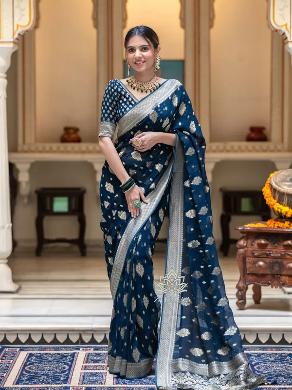 Blue_Banarasi_Silk_Traditional_Wear_Saree