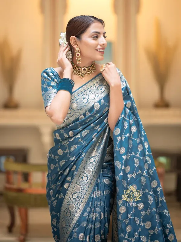 Firoji_Banarasi_Silk_Traditional_Wear_Saree