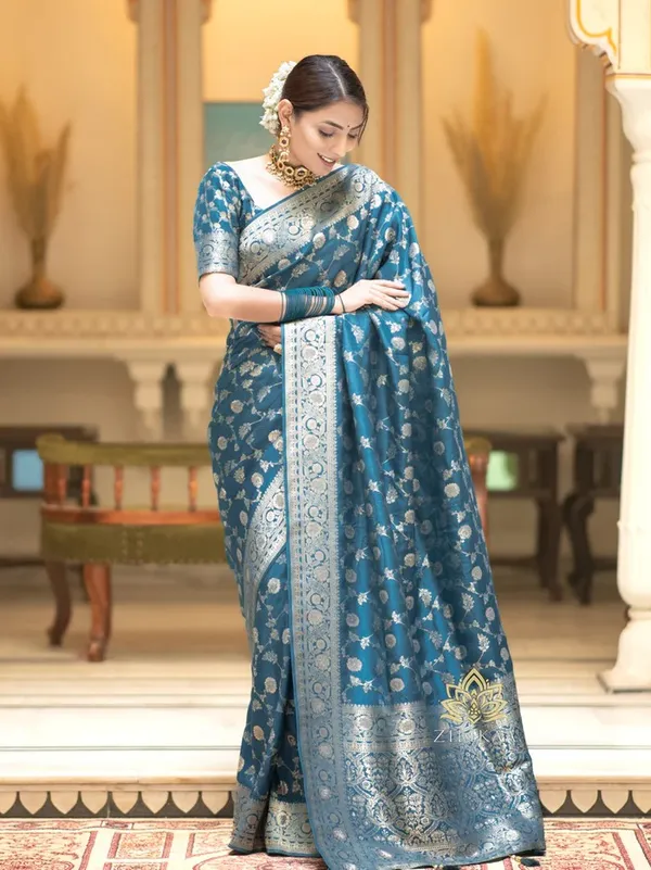 Firoji_Banarasi_Silk_Traditional_Wear_Saree