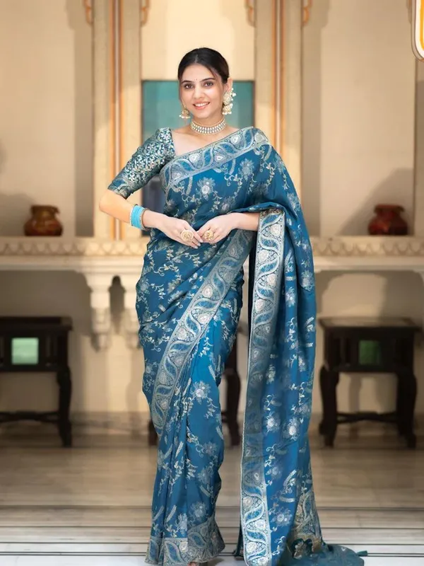 Firoji_Banarasi_Silk_Traditional_Wear_Saree