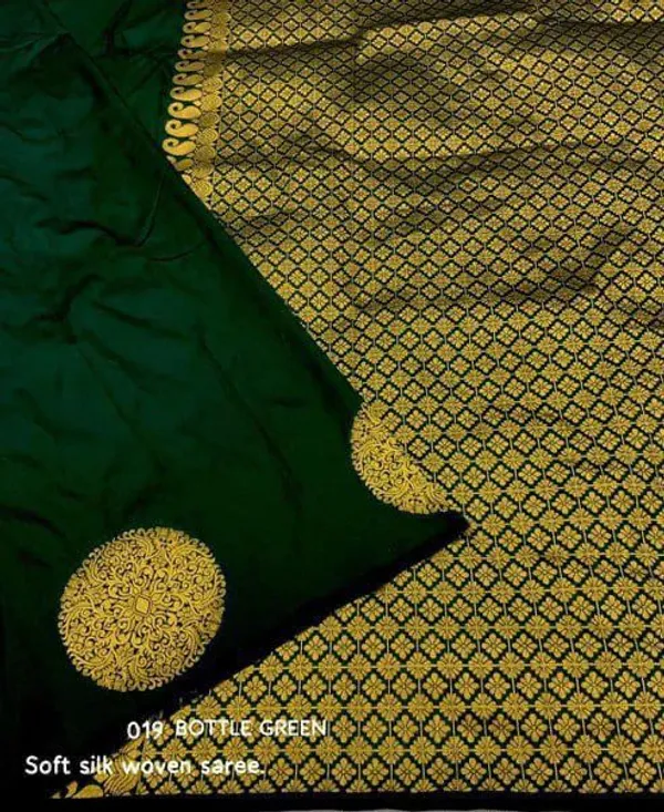 Green_Banarasi_Silk_Traditional_Wear_Saree