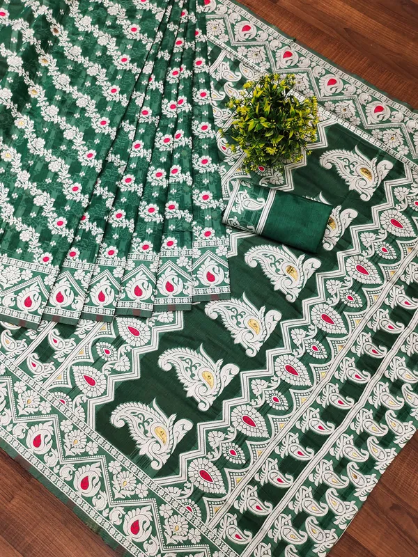 Green_Banarasi_Silk_Traditional_Wear_Saree