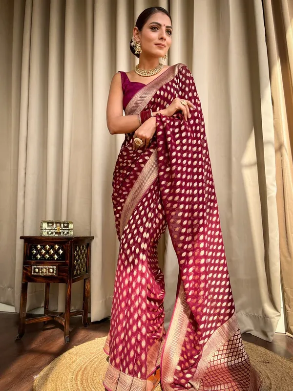 Maroon_Banarasi_Silk_Traditional_Wear_Saree