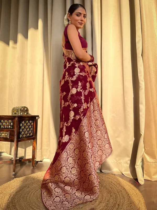 Maroon_Banarasi_Silk_Traditional_Wear_Saree