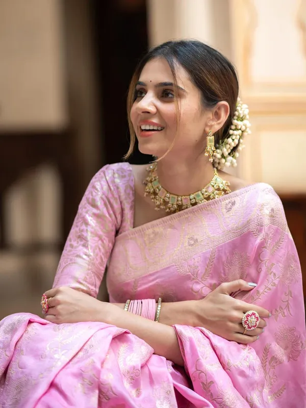 Onion_Pink_Banarasi_Silk_Traditional_Wear_Saree