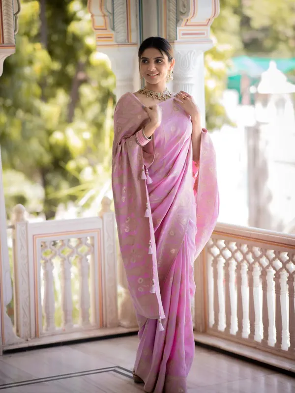Onion_Pink_Banarasi_Silk_Traditional_Wear_Saree