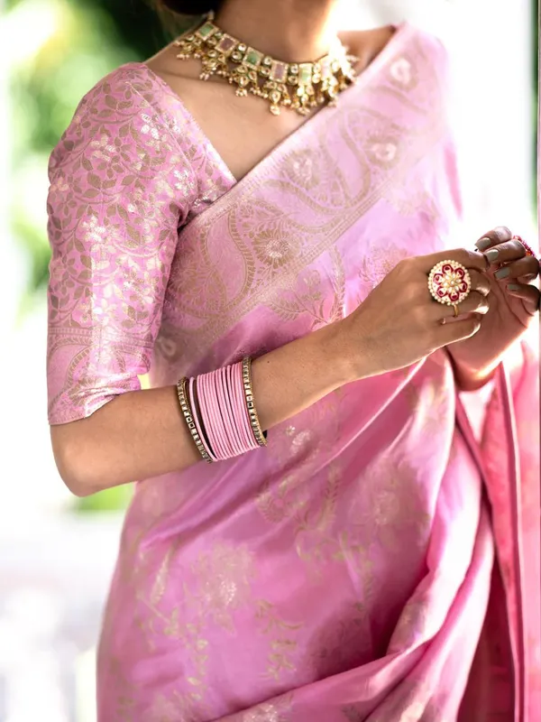Onion_Pink_Banarasi_Silk_Traditional_Wear_Saree