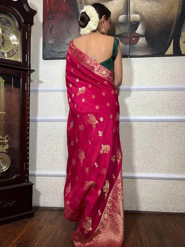 Pink_Banarasi_Silk_Traditional_Wear_Saree