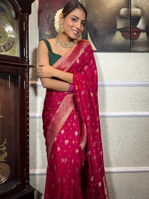 Pink_Banarasi_Silk_Traditional_Wear_Saree