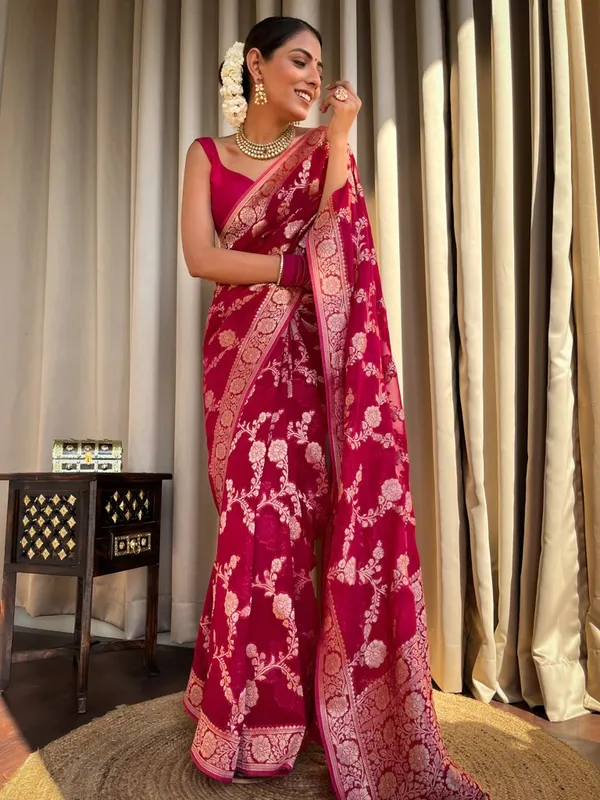 Pink_Banarasi_Silk_Traditional_Wear_Saree