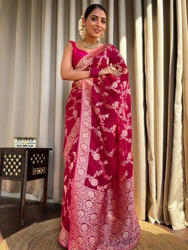 Pink_Banarasi_Silk_Traditional_Wear_Saree