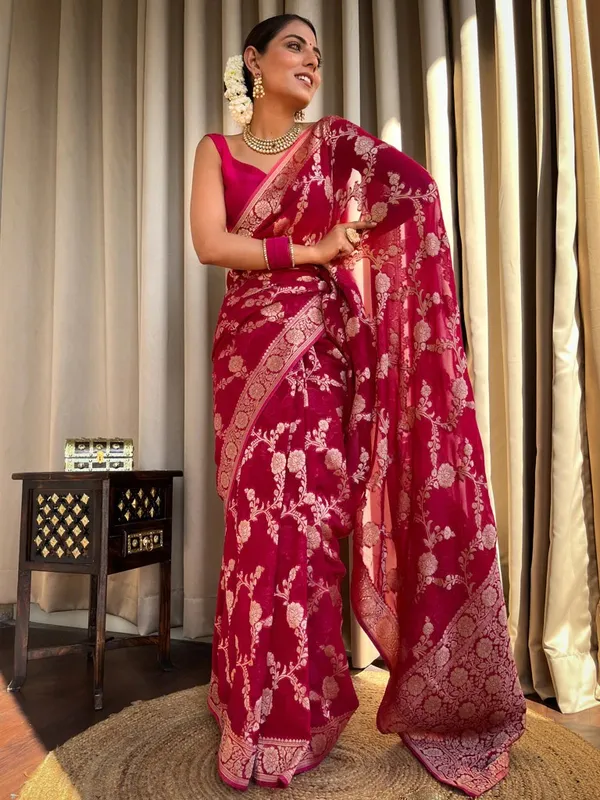 Pink_Banarasi_Silk_Traditional_Wear_Saree