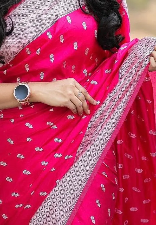 Pink_Banarasi_Silk_Traditional_Wear_Saree