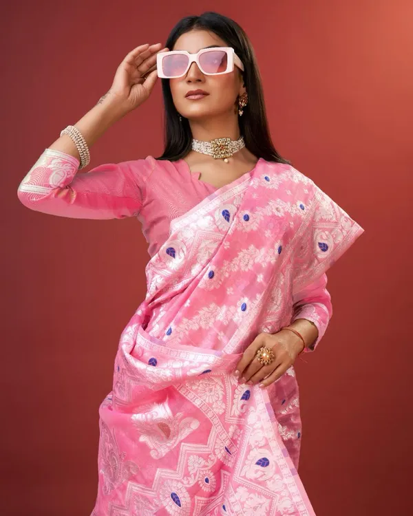Pink_Banarasi_Silk_Traditional_Wear_Saree