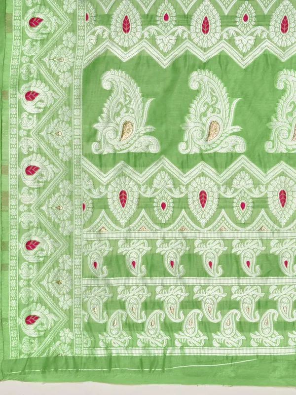 Pista_Banarasi_Silk_Traditional_Wear_Saree