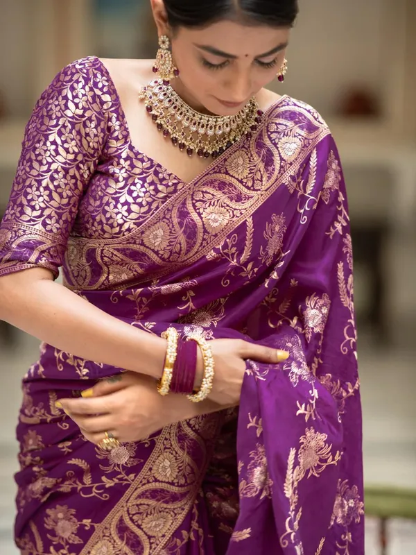 Purple_Banarasi_Silk_Traditional_Wear_Saree
