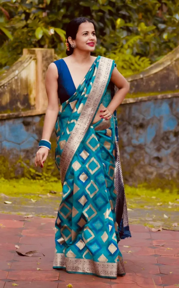 Rama_Banarasi_Silk_Traditional_Wear_Saree