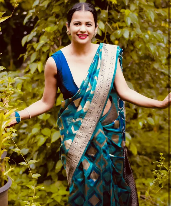 Rama_Banarasi_Silk_Traditional_Wear_Saree