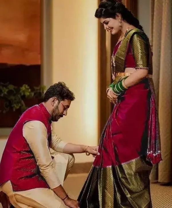 Red_Color_Soft_Kanjivaram_Jecquard_Silk_Saree_With_Frency_Blouse