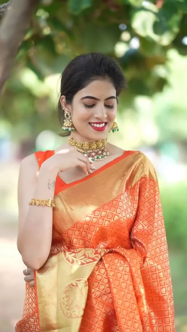 Orange_Banarasi_Silk_Traditional_Wear_Saree