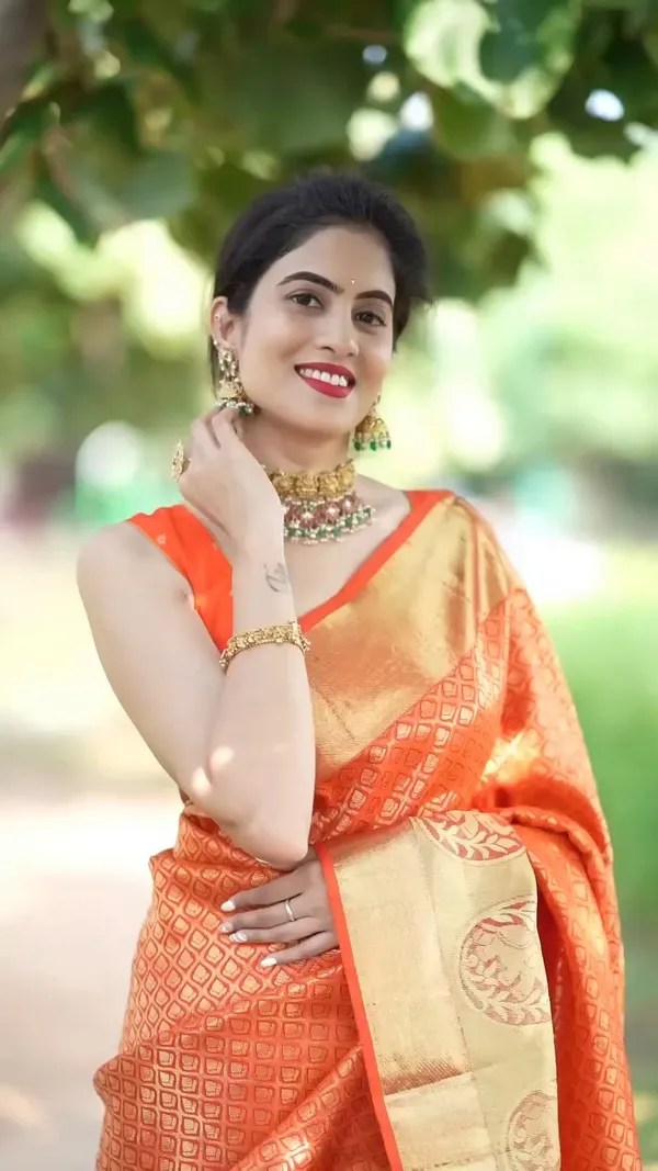 Orange_Banarasi_Silk_Traditional_Wear_Saree