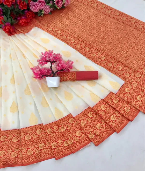 White_Banarasi_Silk_Traditional_Wear_Saree