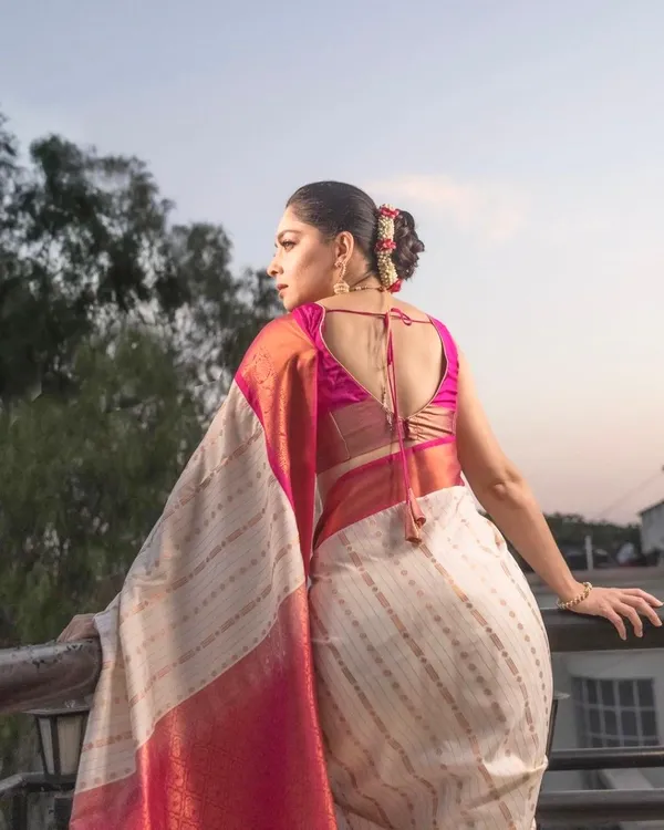 Pink_&_Peach_Banarasi_Silk_Traditional_Wear_Saree
